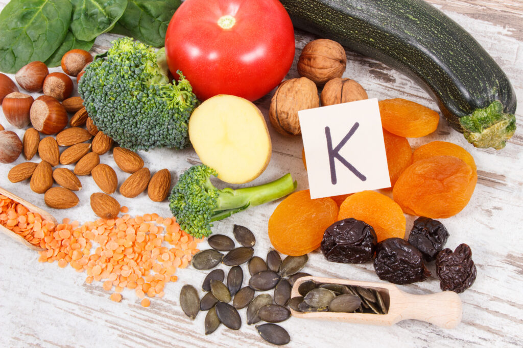 비타민K 효능, 결핍, 부작용, 권장 섭취량, 음식
