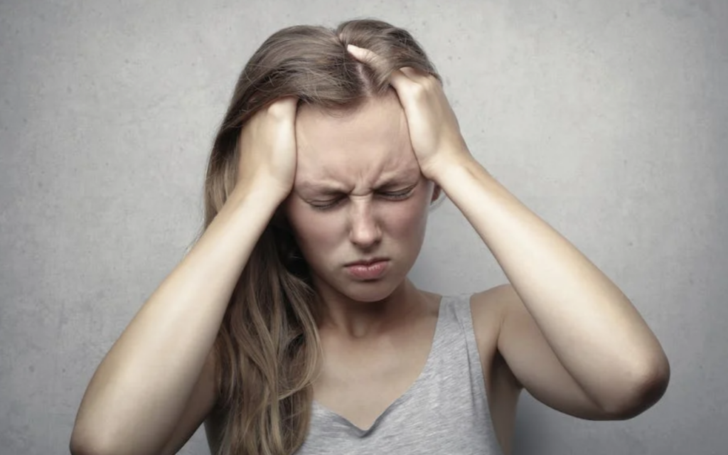 경추성 두통 이란? 증상 및 치료 방법